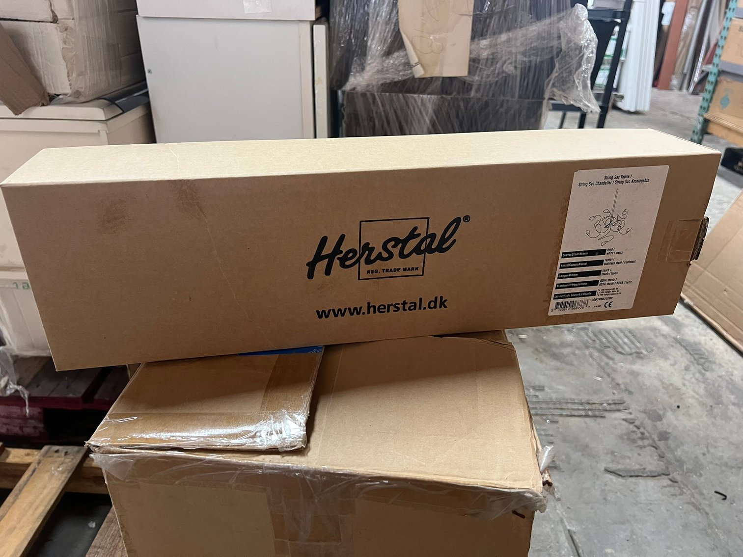 Image for MACHINERY, EQUIPMENT, BOX TRUCK ++ ABSOLUTE