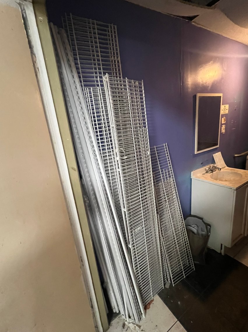 Image for MACHINERY, EQUIPMENT, BOX TRUCK ++ ABSOLUTE