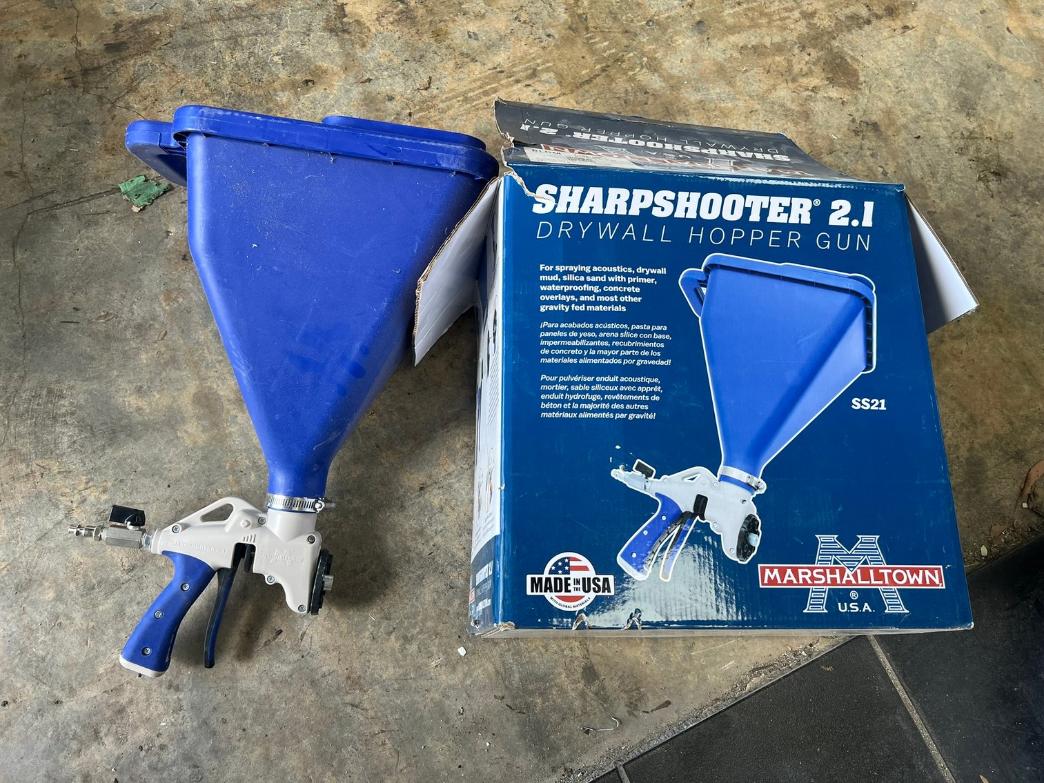 Image for MACHINERY, EQUIPMENT, BOX TRUCK ++ ABSOLUTE