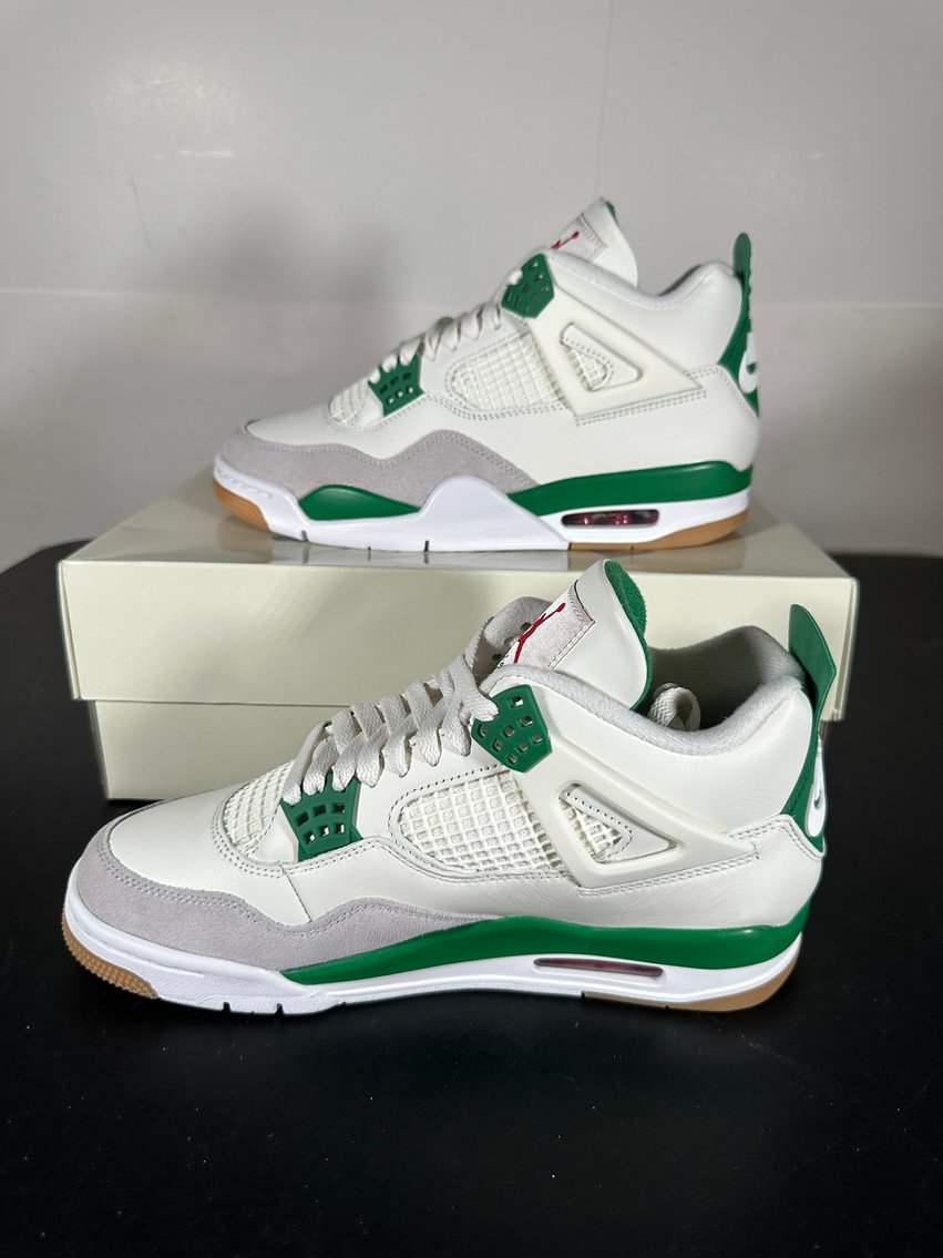 Image for COMICS, FUNKOS, NIKE / JORDAN SNEAKERS & MORE