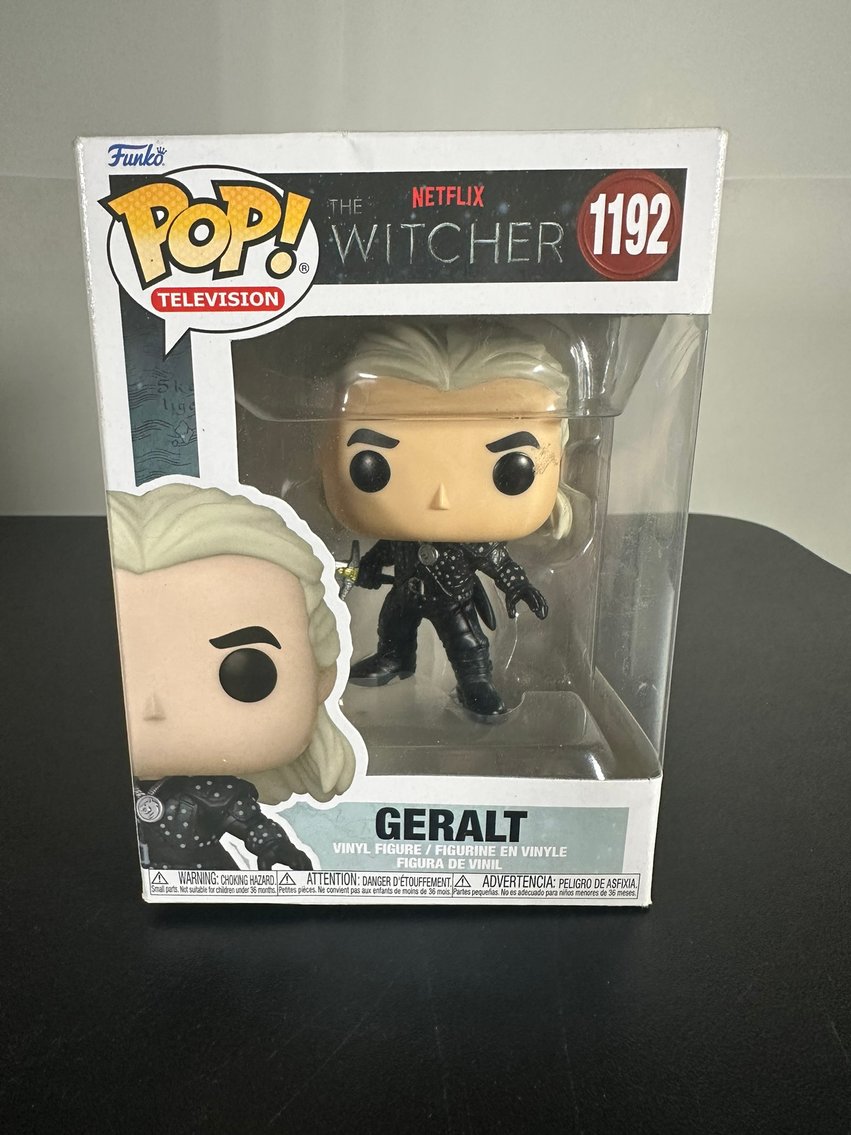 Image for COMICS & COLLECTIBLES - 400+ LOTS