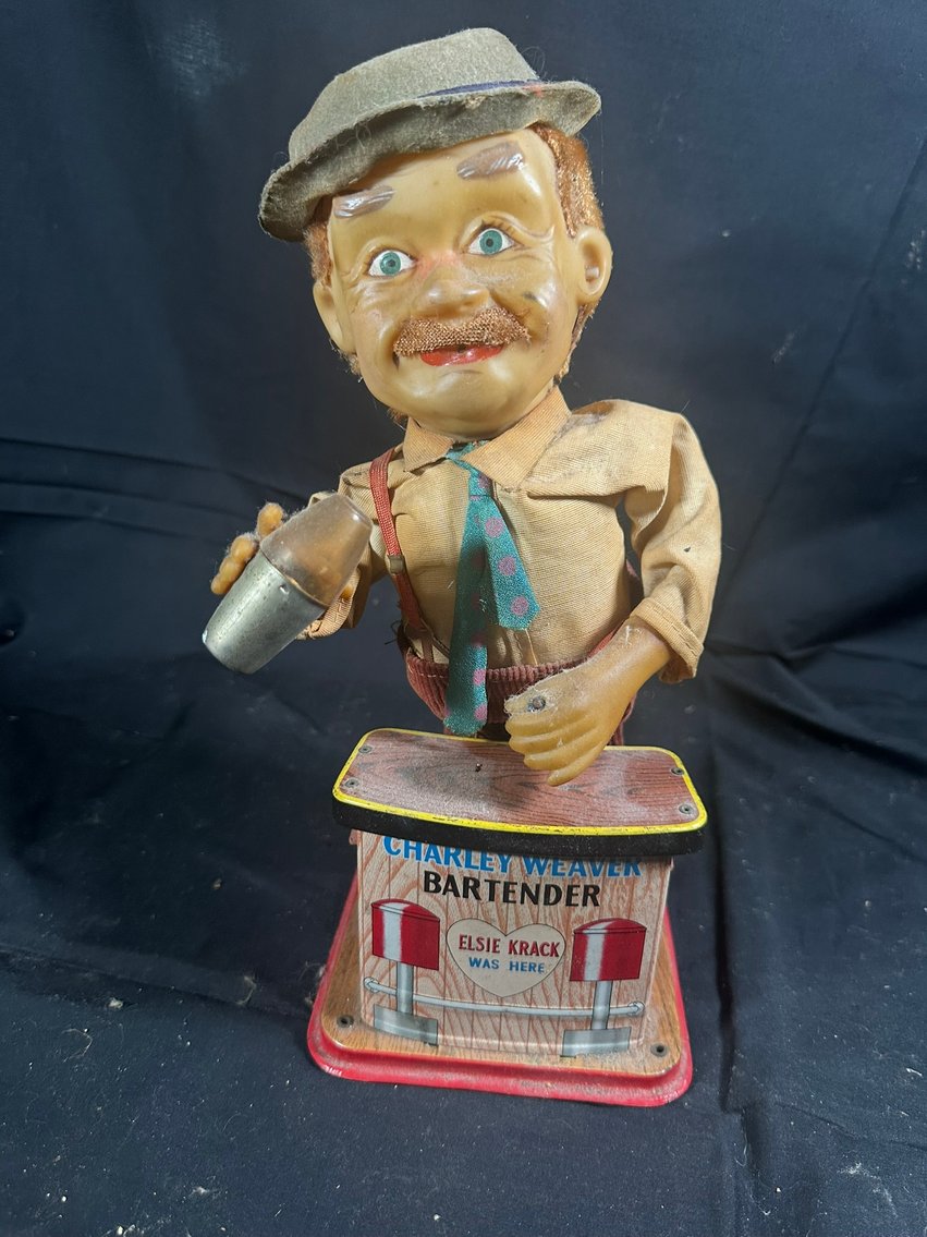 Image for SHORT NOTICE - ESTATE AUCTION - ANTIQUES, COLLECTIBLES & MORE