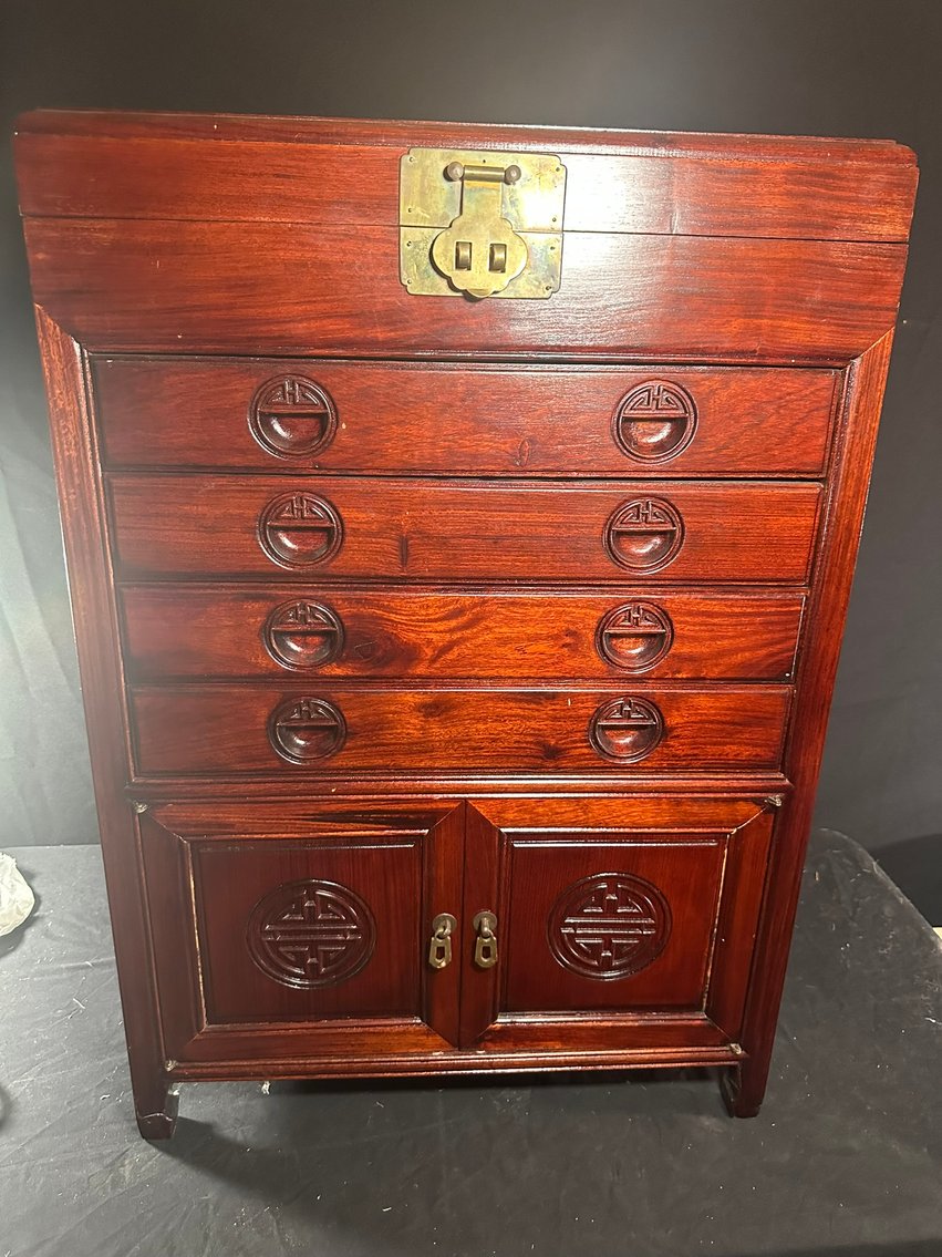 Image for DAY 1 of 3 - ANTIQUES & COLLECTIBLES - ABSOLUTE