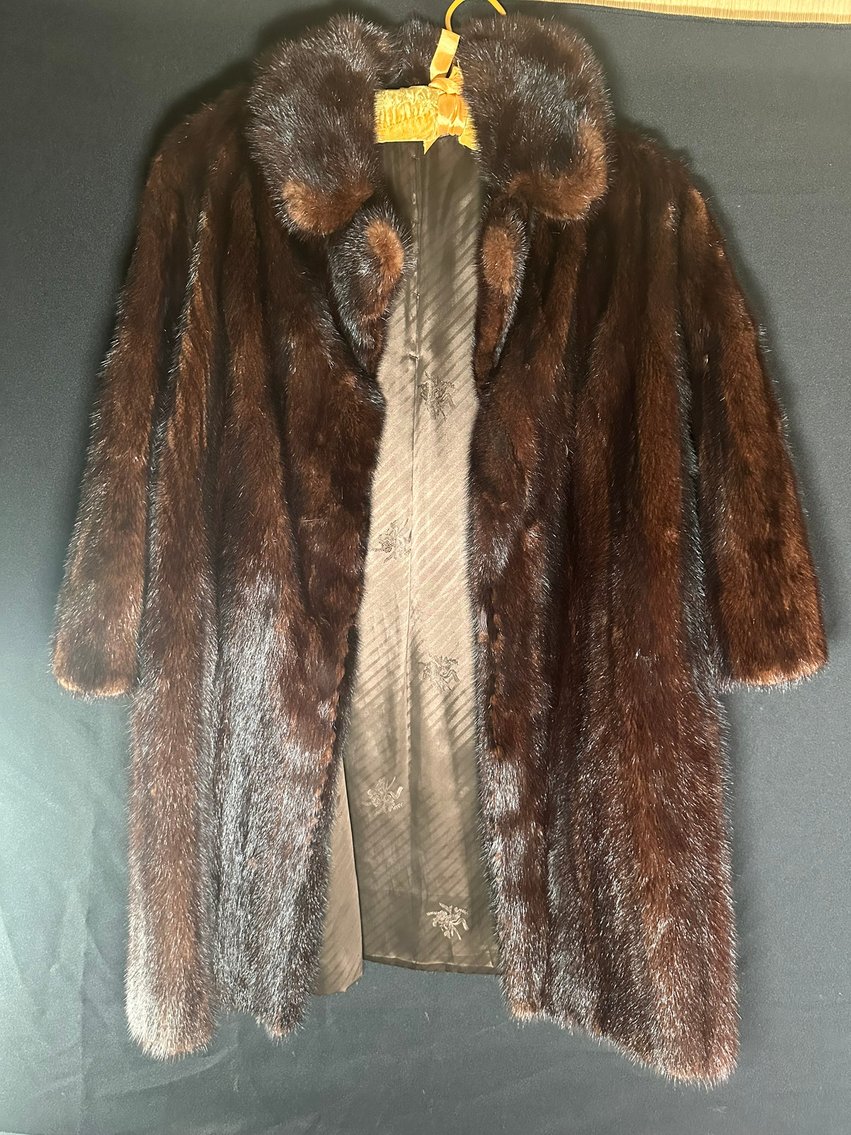 Image for DAY 1 of 3 - ANTIQUES & COLLECTIBLES - ABSOLUTE