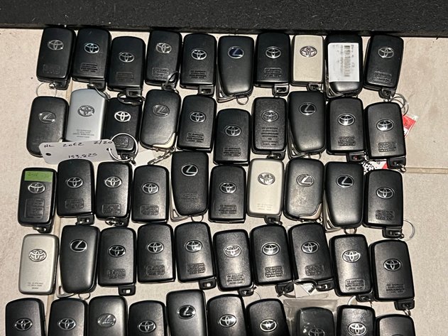 Image for SHORT NOTICE ELECTRONICS, CELL PHONE ACCESSORIES, SMART KEYS, & MORE