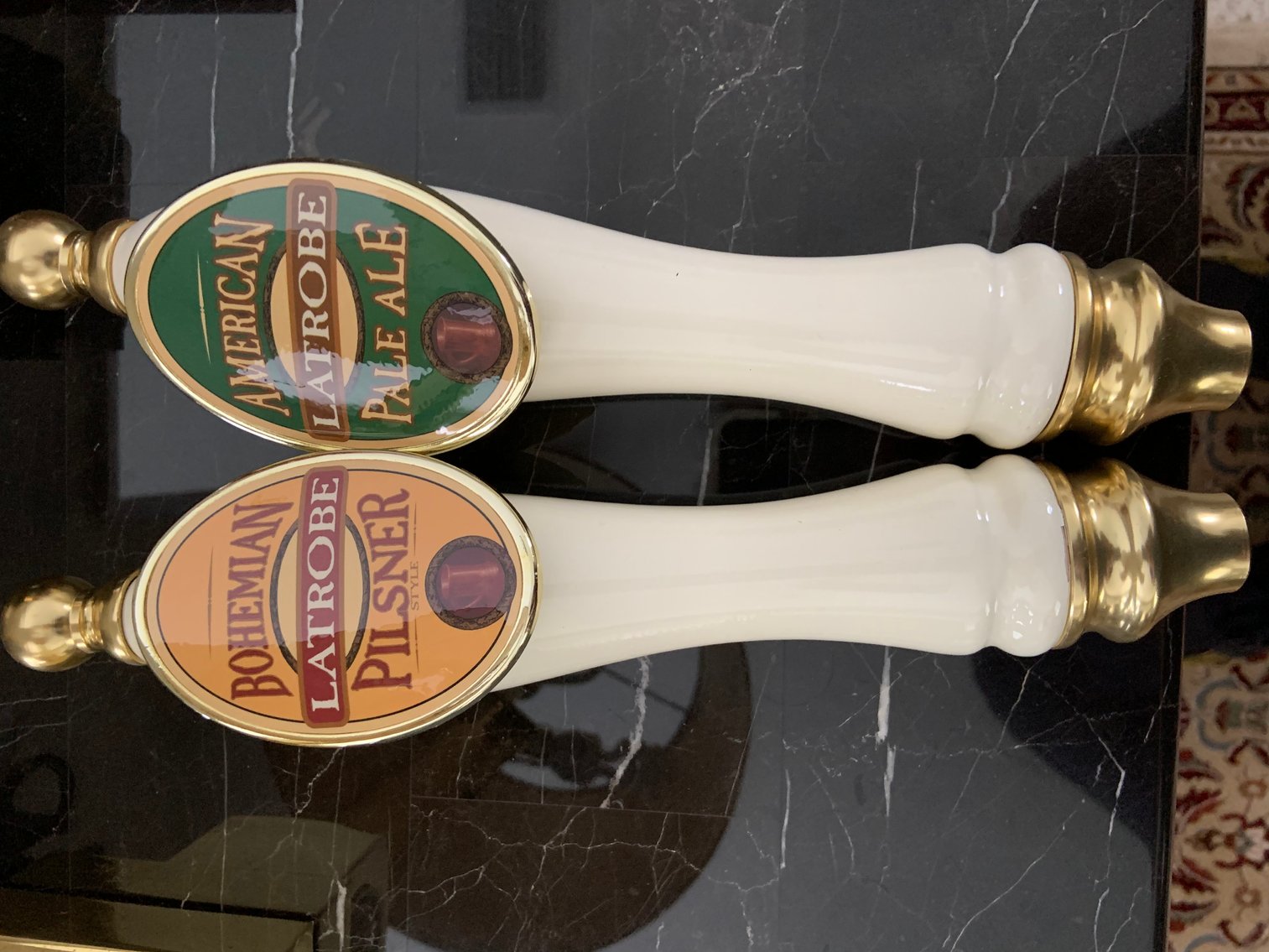 Image for BEER MEMORABILIA - NEON SIGNS, MIRRORS, GLASSWARE - ABSOLUTE