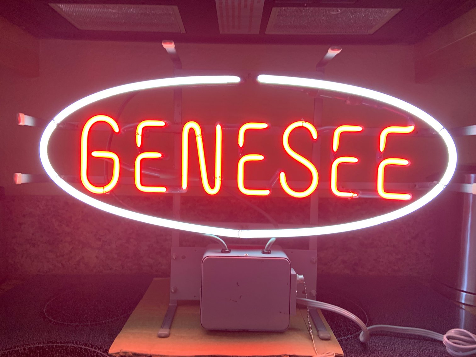 Image for BEER MEMORABILIA - NEON SIGNS, MIRRORS, GLASSWARE - ABSOLUTE