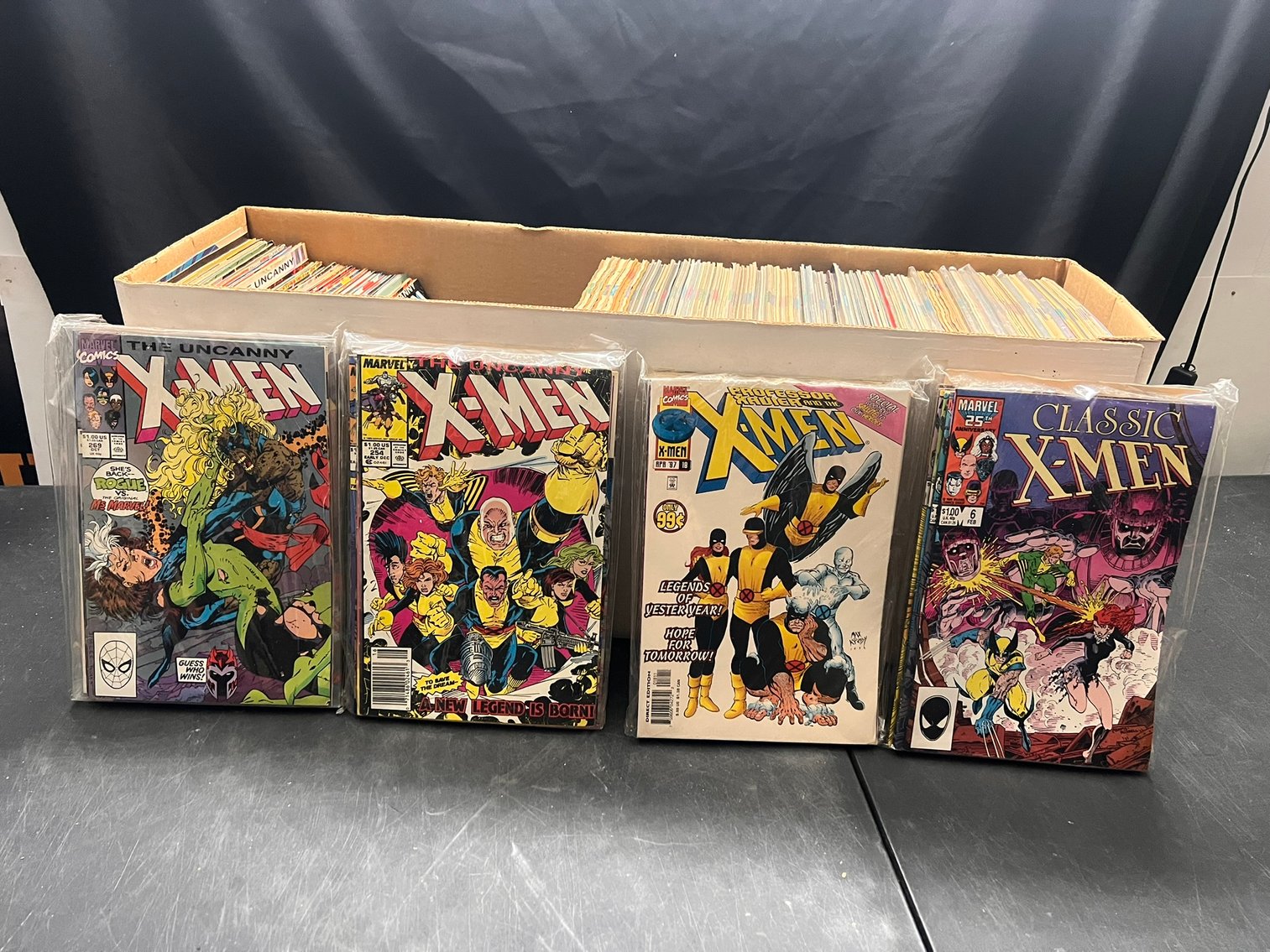 Image for COMICS & COLLECTIBLES - 700+ LOTS