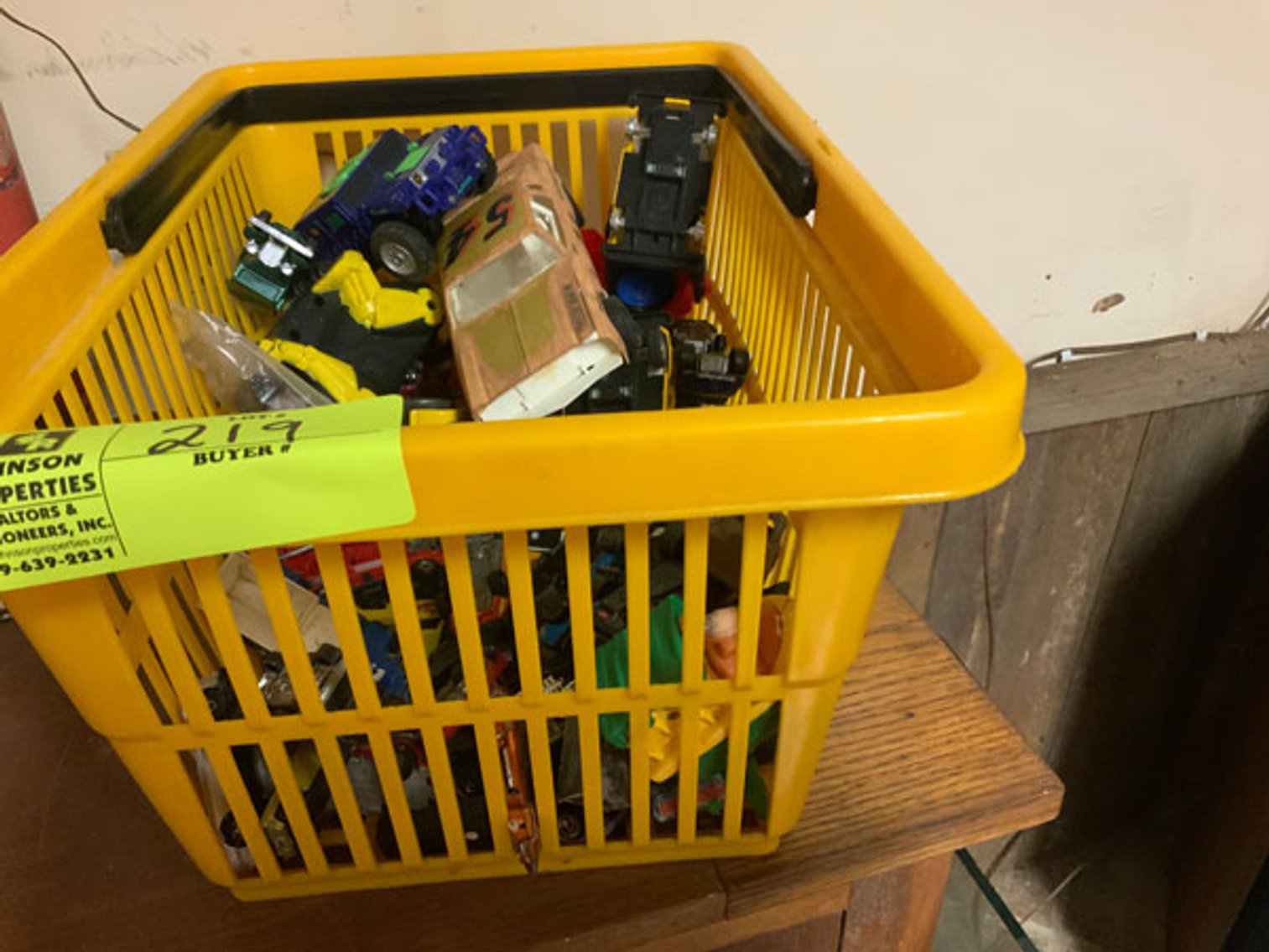 Image for Large Online Only Personal Property !