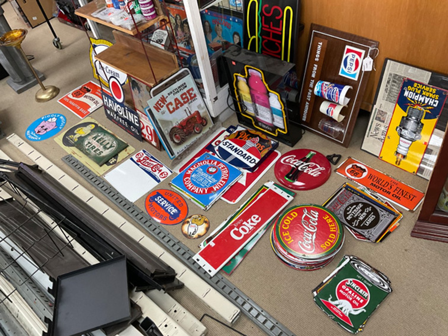 Image for Things from the Past Antiques and Collectibles!