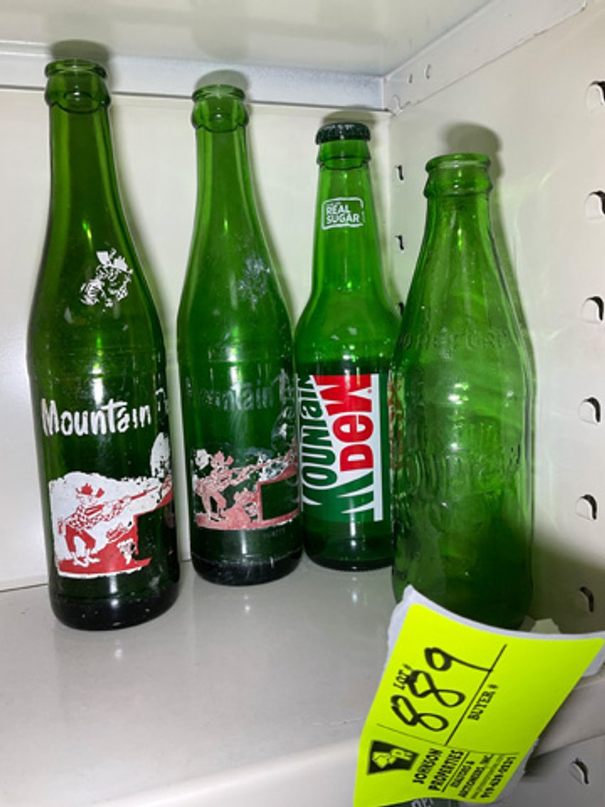 Image for Round 2: Things from the Past Antiques & Collectibles