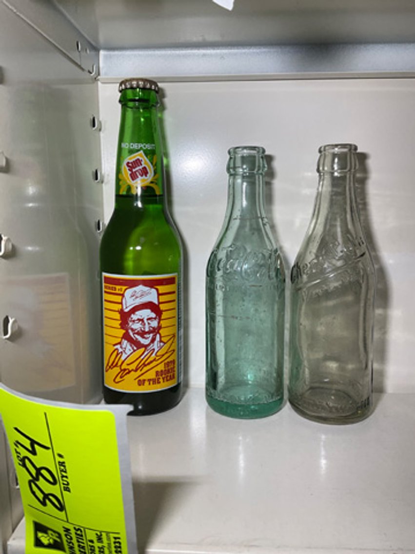 Image for Round 2: Things from the Past Antiques & Collectibles