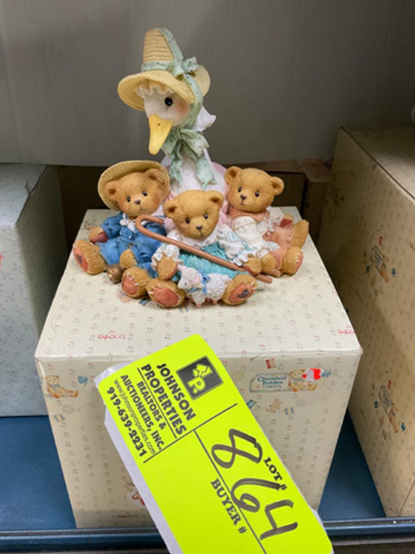 Image for Round 2: Things from the Past Antiques & Collectibles