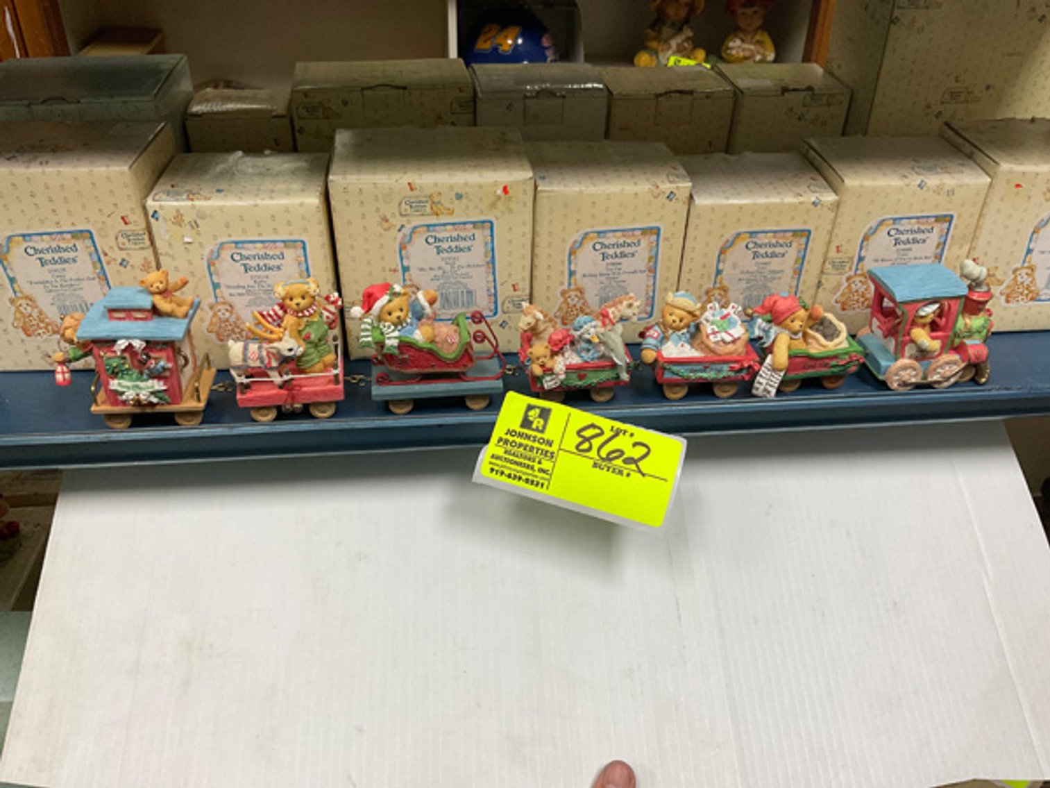 Image for Round 2: Things from the Past Antiques & Collectibles