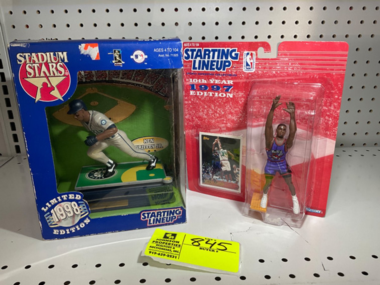 Image for Round 2: Things from the Past Antiques & Collectibles