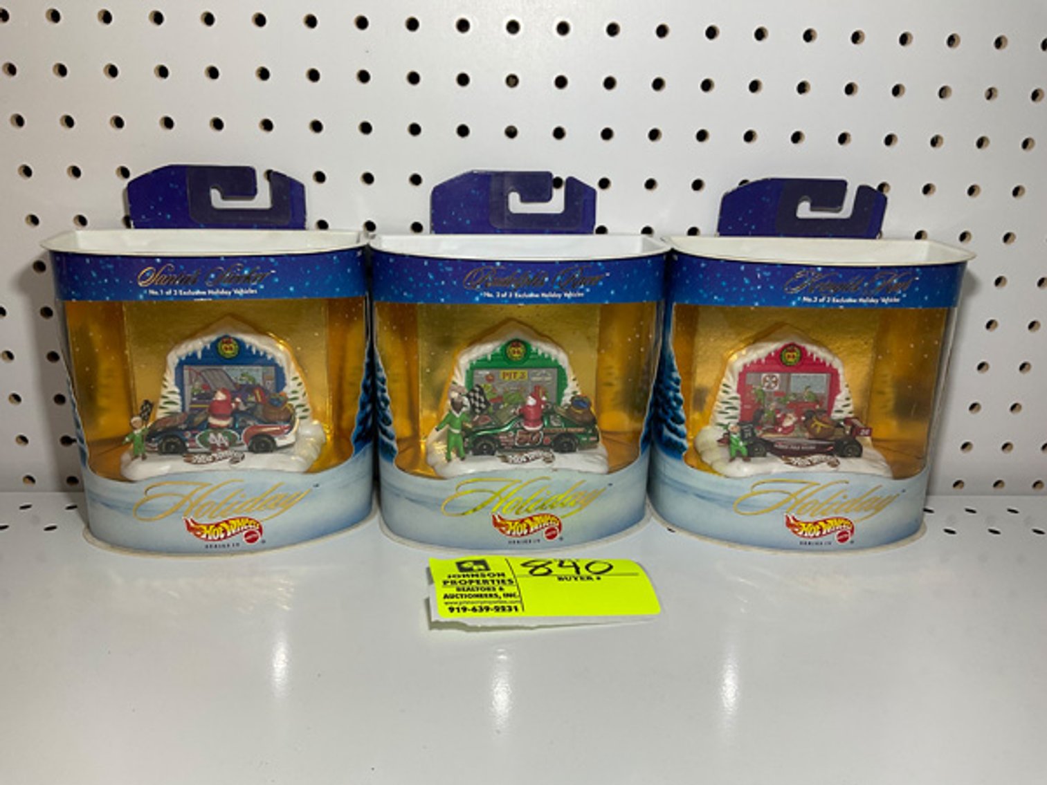 Image for Round 2: Things from the Past Antiques & Collectibles