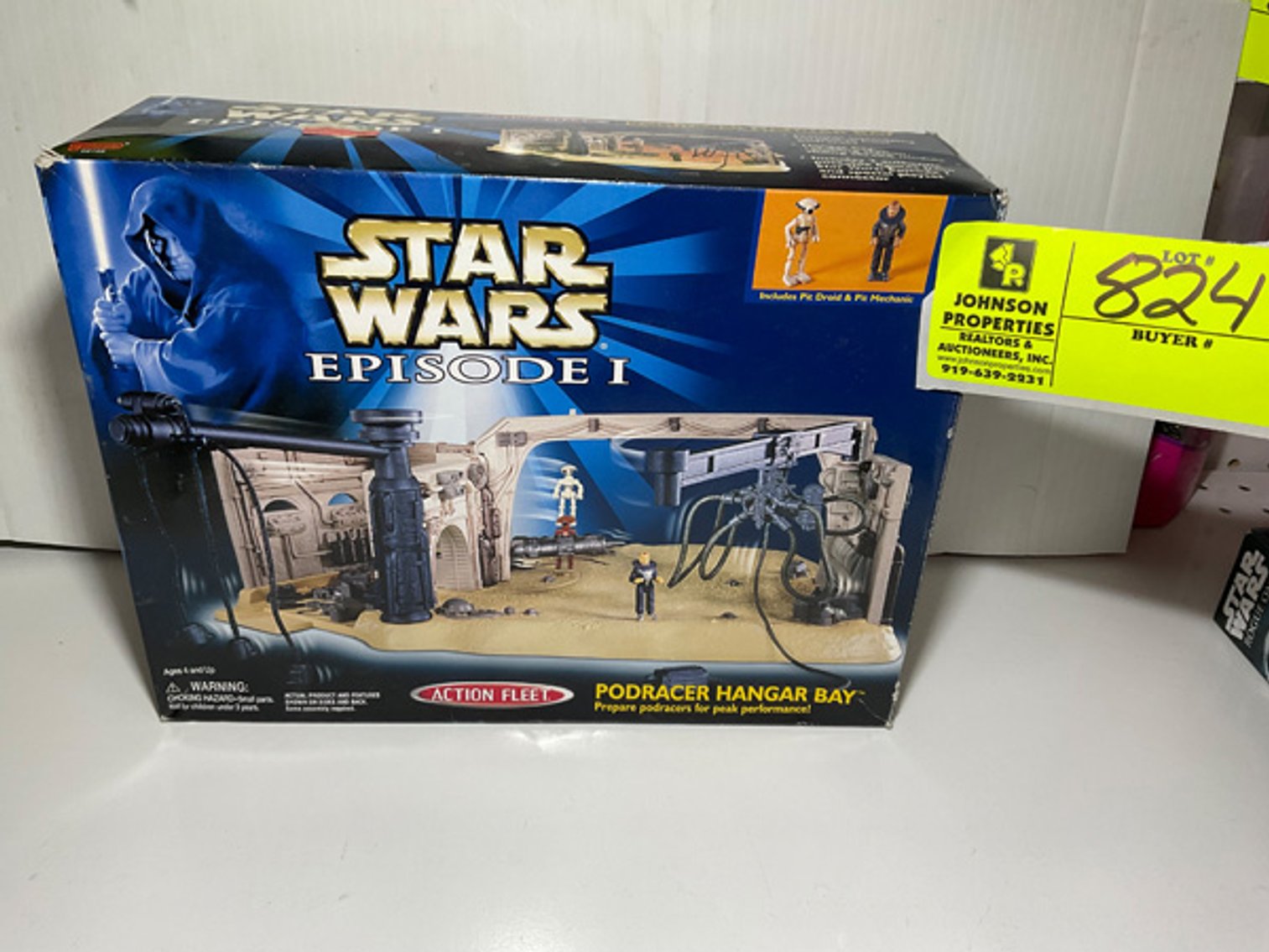 Image for Round 2: Things from the Past Antiques & Collectibles