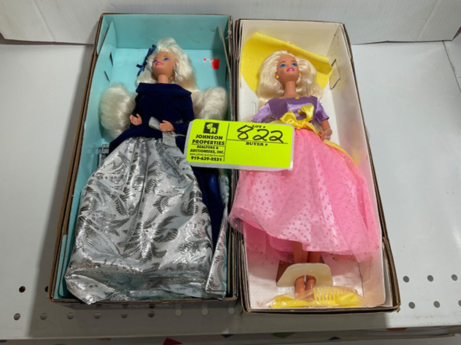 Image for Round 2: Things from the Past Antiques & Collectibles