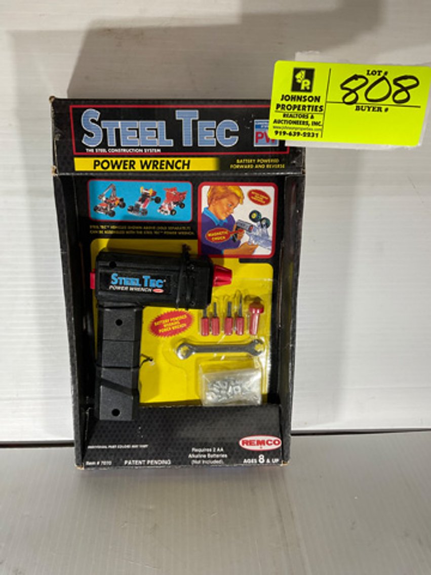 Image for Round 2: Things from the Past Antiques & Collectibles