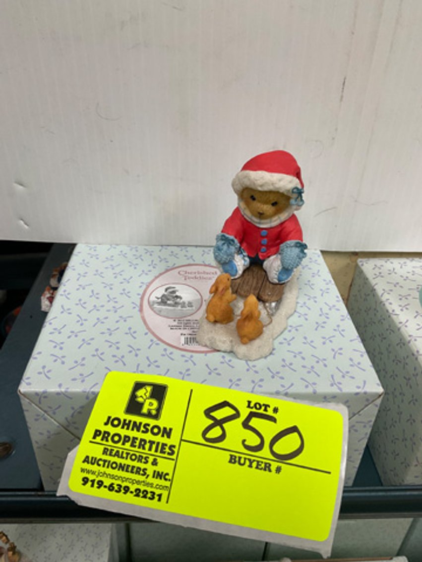 Image for Round 2: Things from the Past Antiques & Collectibles