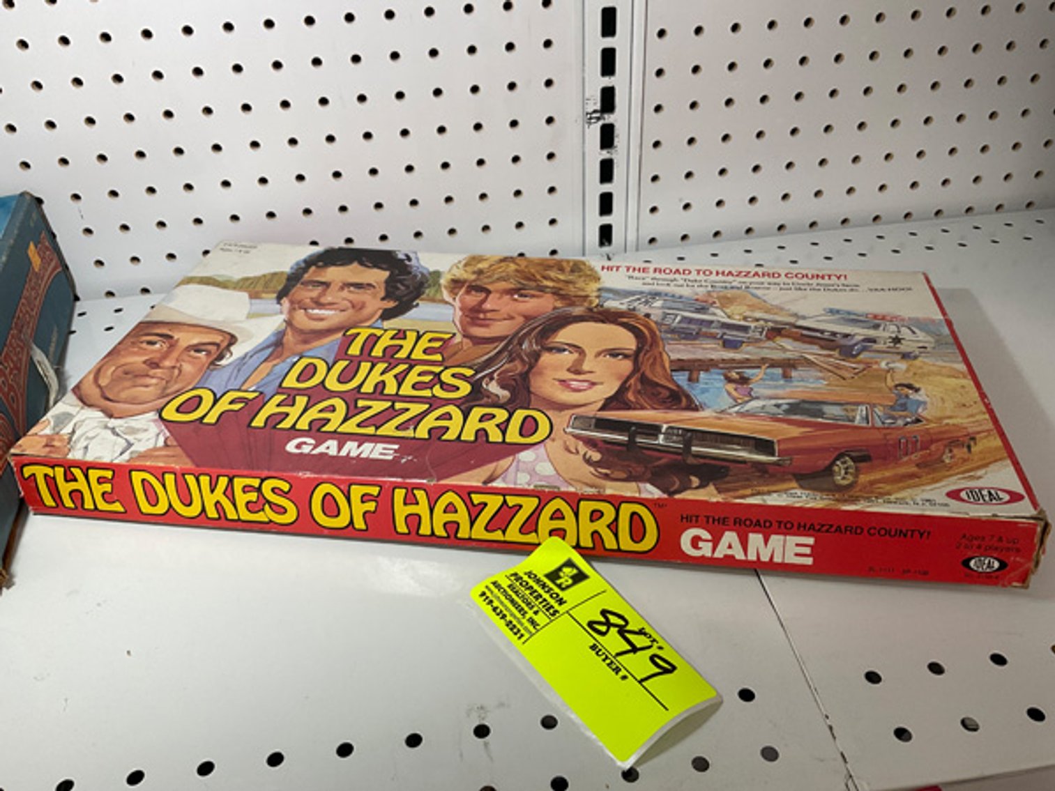 Image for Round 2: Things from the Past Antiques & Collectibles