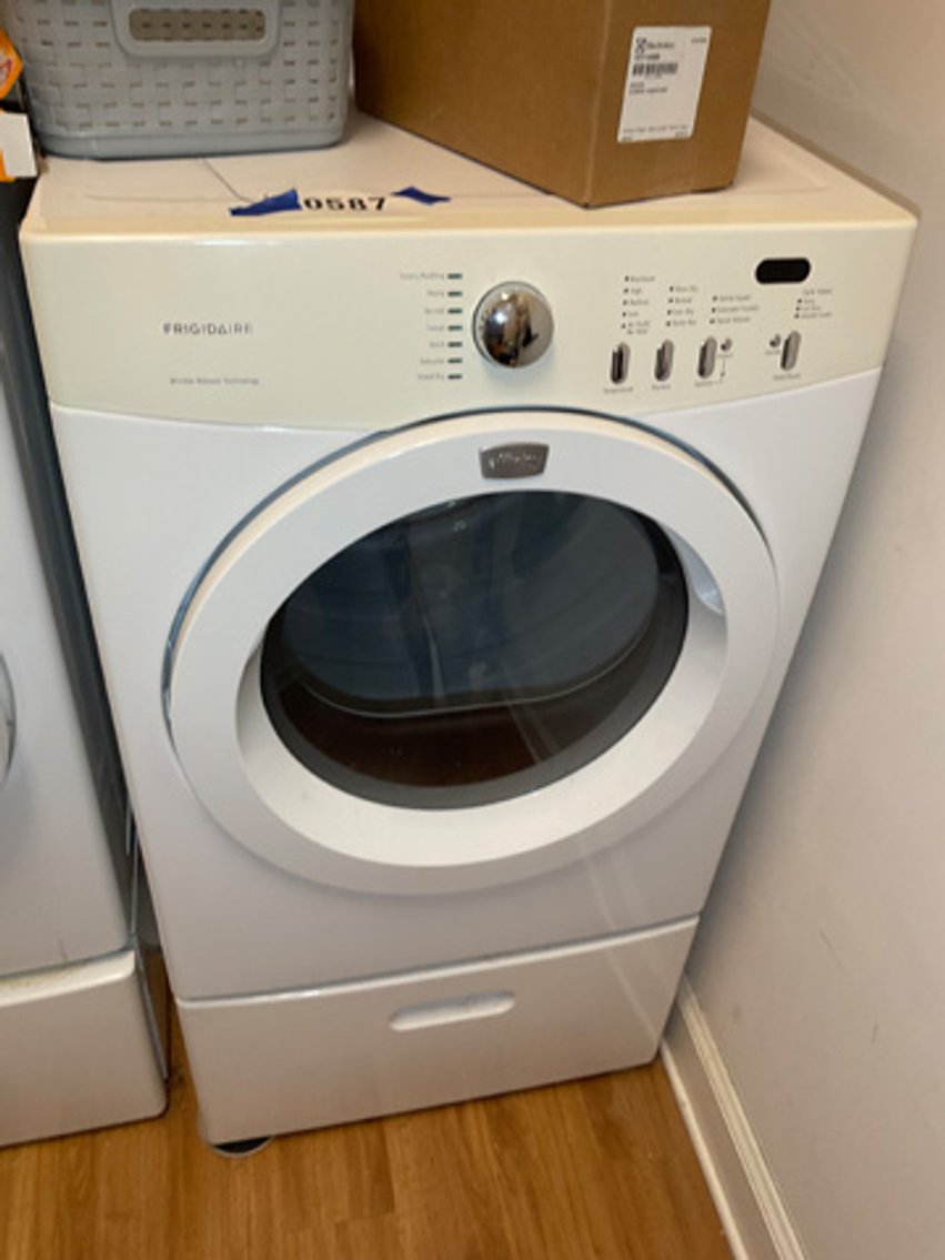 Image for Large Collection of Fine Furnishings