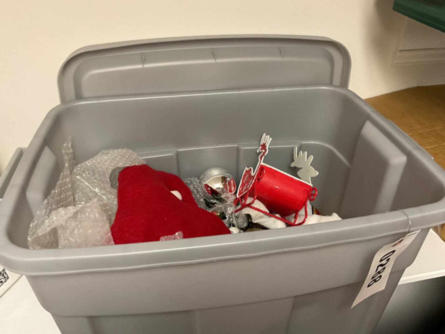 Image for Large Collection of Fine Furnishings