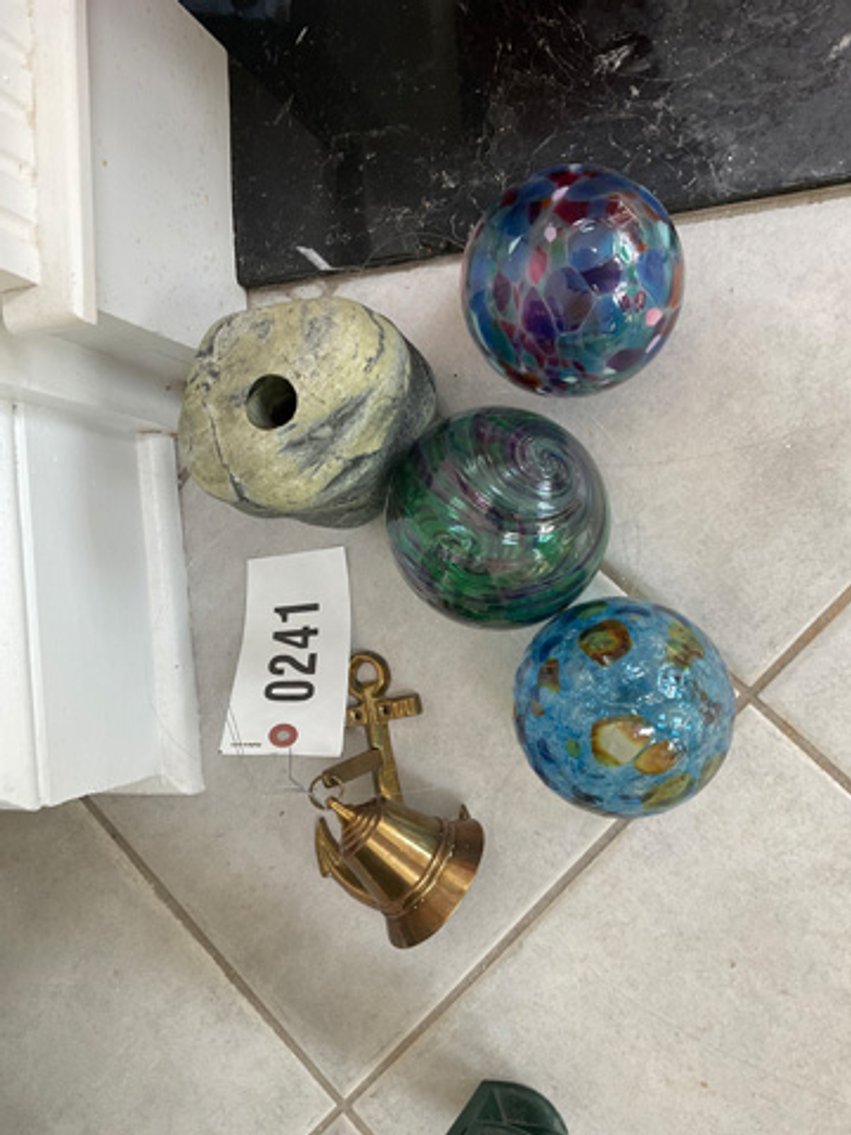 Image for Large Collection of Fine Furnishings