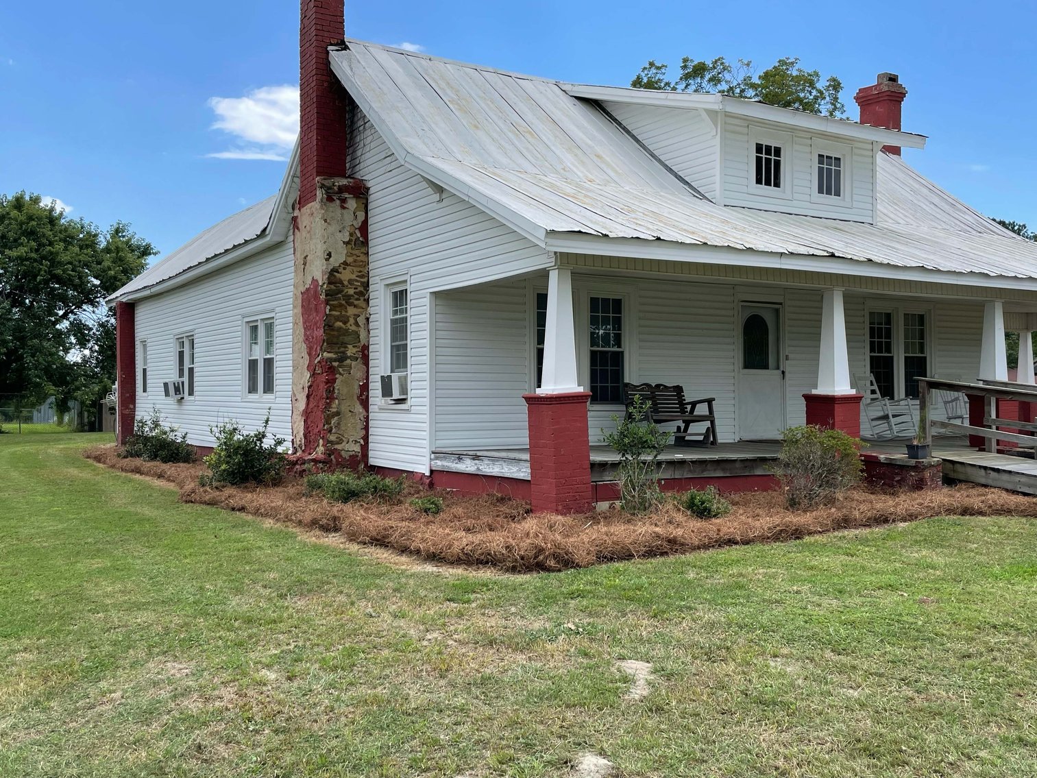 Image for Large Farmhouse located on nearly 2 acres in Johnston County!