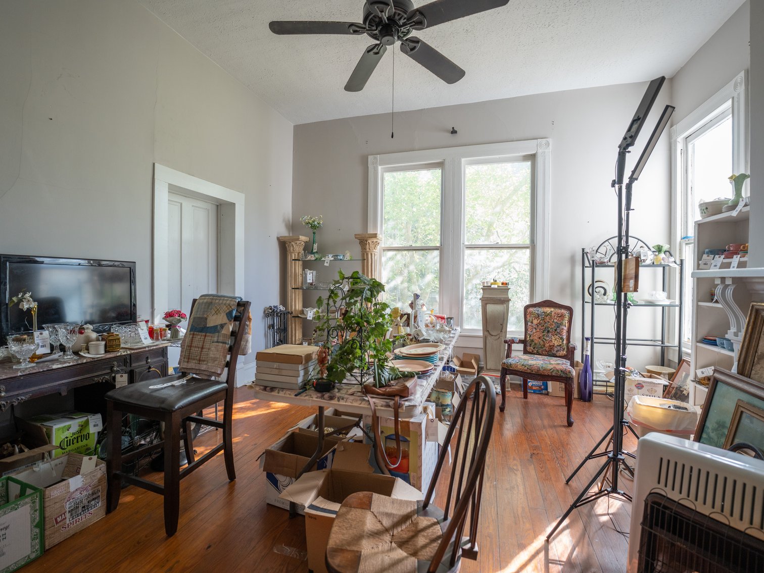 Image for 5 Bedroom / 3 Bathroom Victorian Style Home in Americus, GA