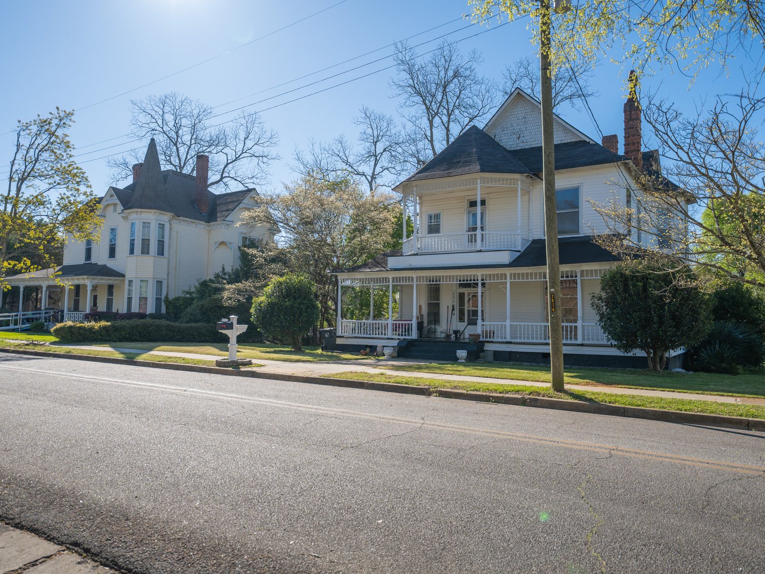 Image for 5 Bedroom / 3 Bathroom Victorian Style Home in Americus, GA