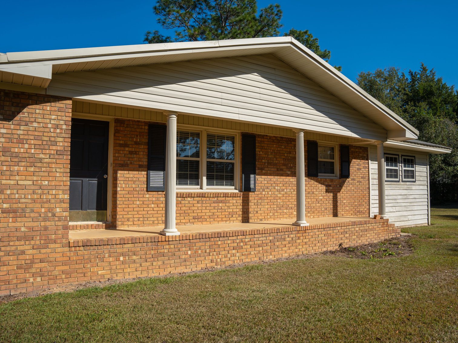 Image for RESERVE HAS BEEN MET! Brantley D. O'Neal Estate - Quiet Country Living! 1,717+/- SF Brick Ranch Style Home