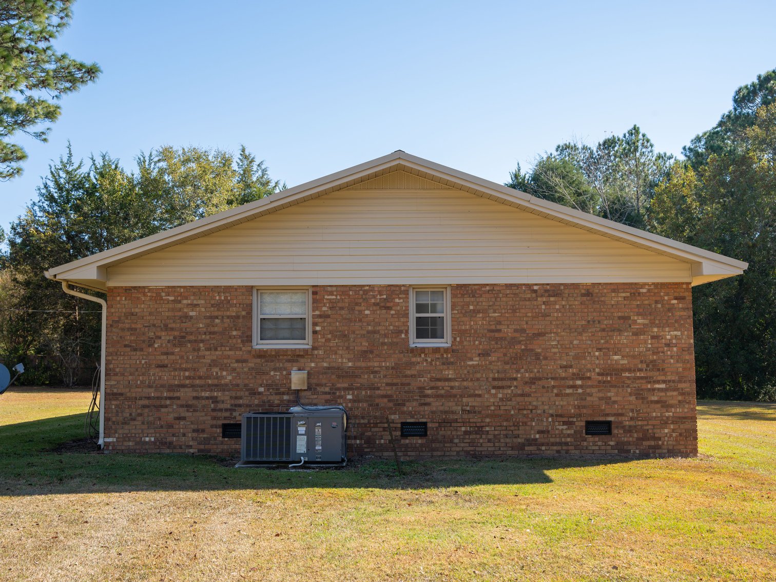 Image for RESERVE HAS BEEN MET! Brantley D. O'Neal Estate - Quiet Country Living! 1,717+/- SF Brick Ranch Style Home