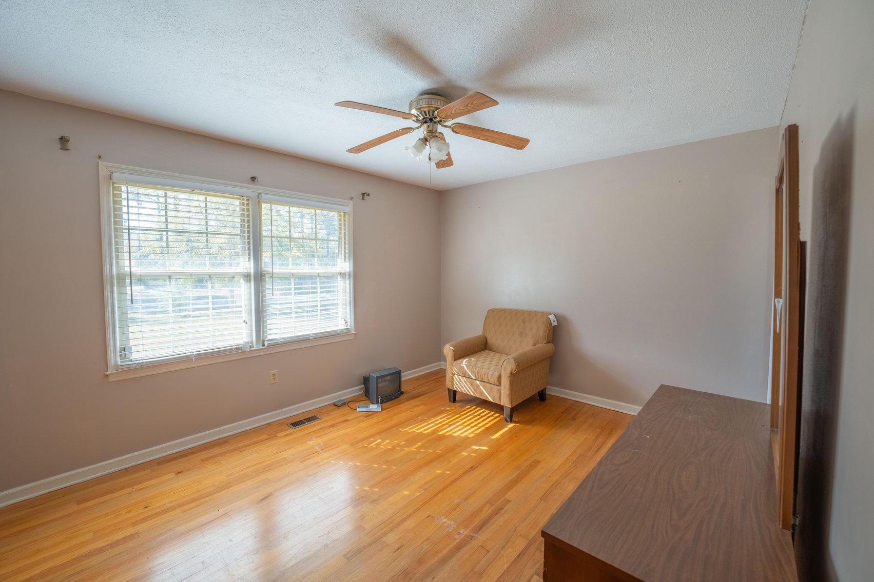 Image for RESERVE HAS BEEN MET! Brantley D. O'Neal Estate - Quiet Country Living! 1,717+/- SF Brick Ranch Style Home