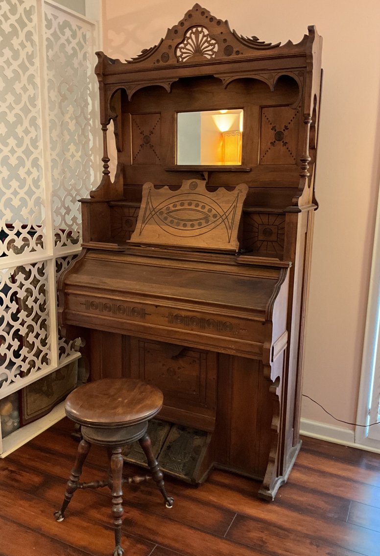 Image for The Yearta Estate - Primitive Furniture, Home Decor, Appliances & More