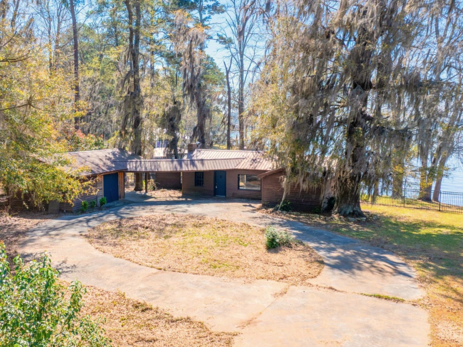 Image for RESERVE MET - Scenic Route Retreat - Beautiful Waterfront Cottage on Lake Blackshear