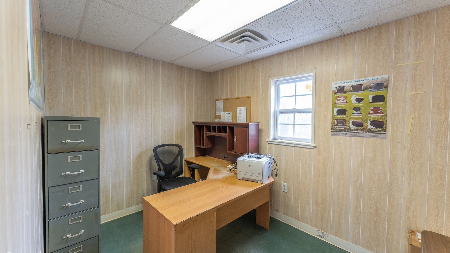 Image for Williams Street Commercial Property and Overhead Cranes 1.86+/- Acres with Large Shop and Office Facility