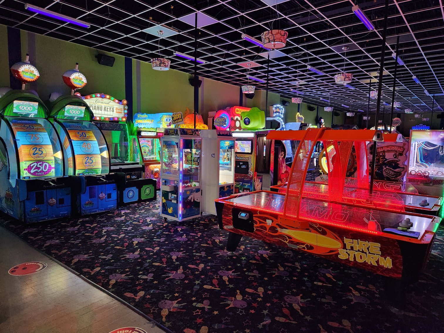 Image for Chattanooga, TN: Complete Liquidation of Bowling Alley & Family Entertainment Center