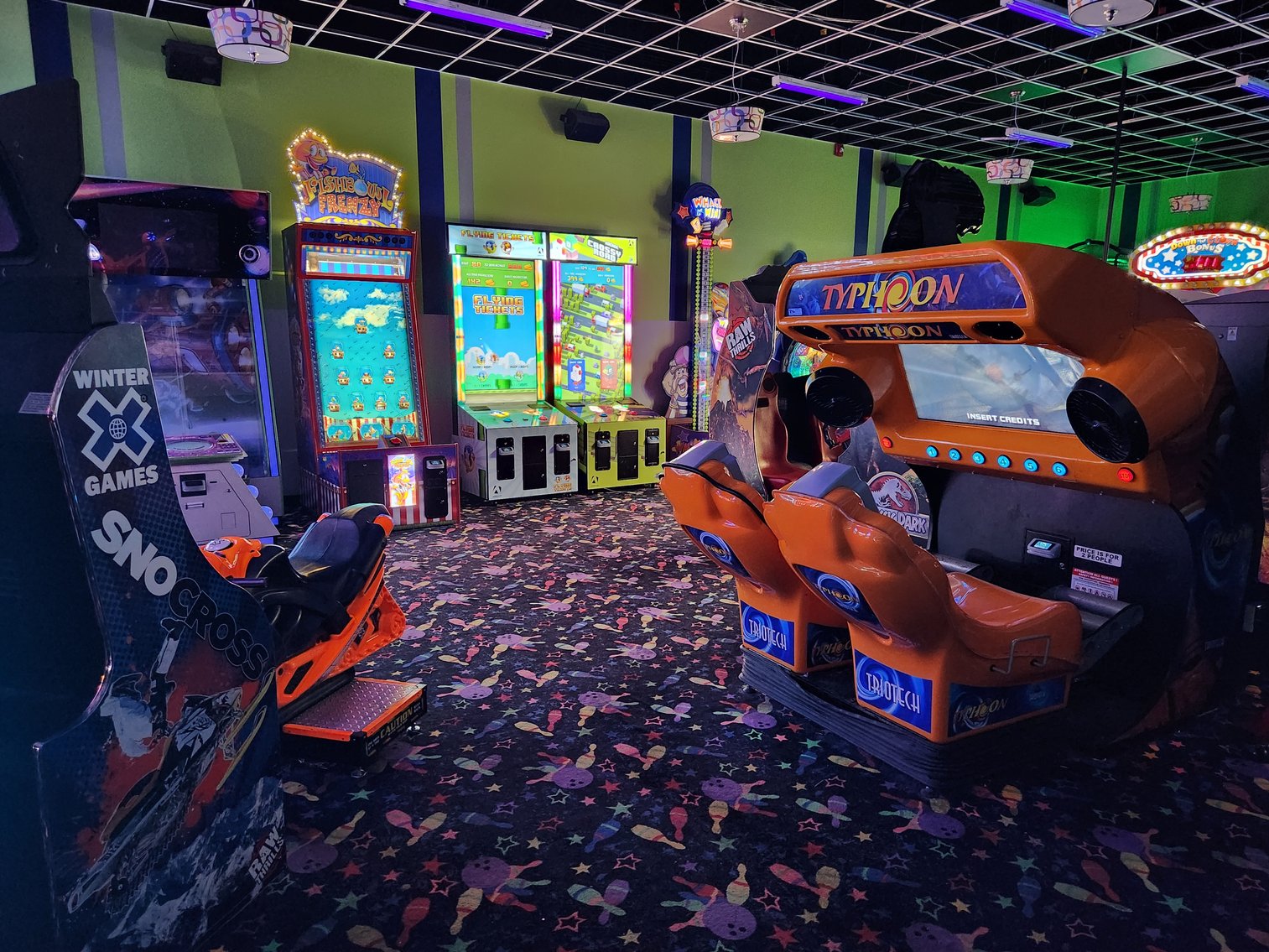 Image for Chattanooga, TN: Complete Liquidation of Bowling Alley & Family Entertainment Center