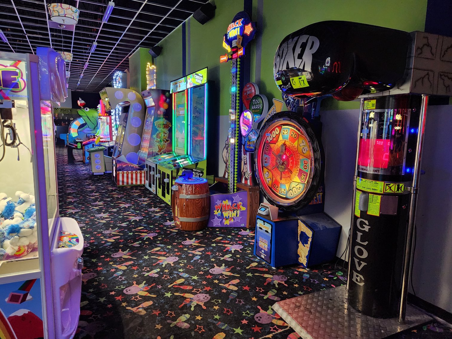 Image for Chattanooga, TN: Complete Liquidation of Bowling Alley & Family Entertainment Center