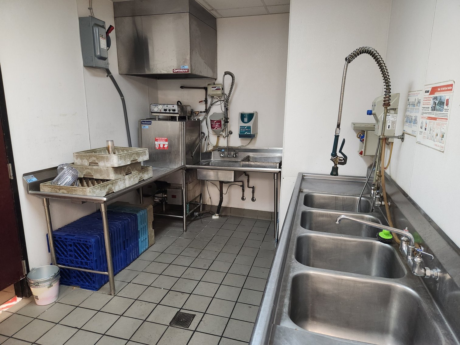 Image for Chattanooga, TN: Complete Liquidation of Bowling Alley & Family Entertainment Center