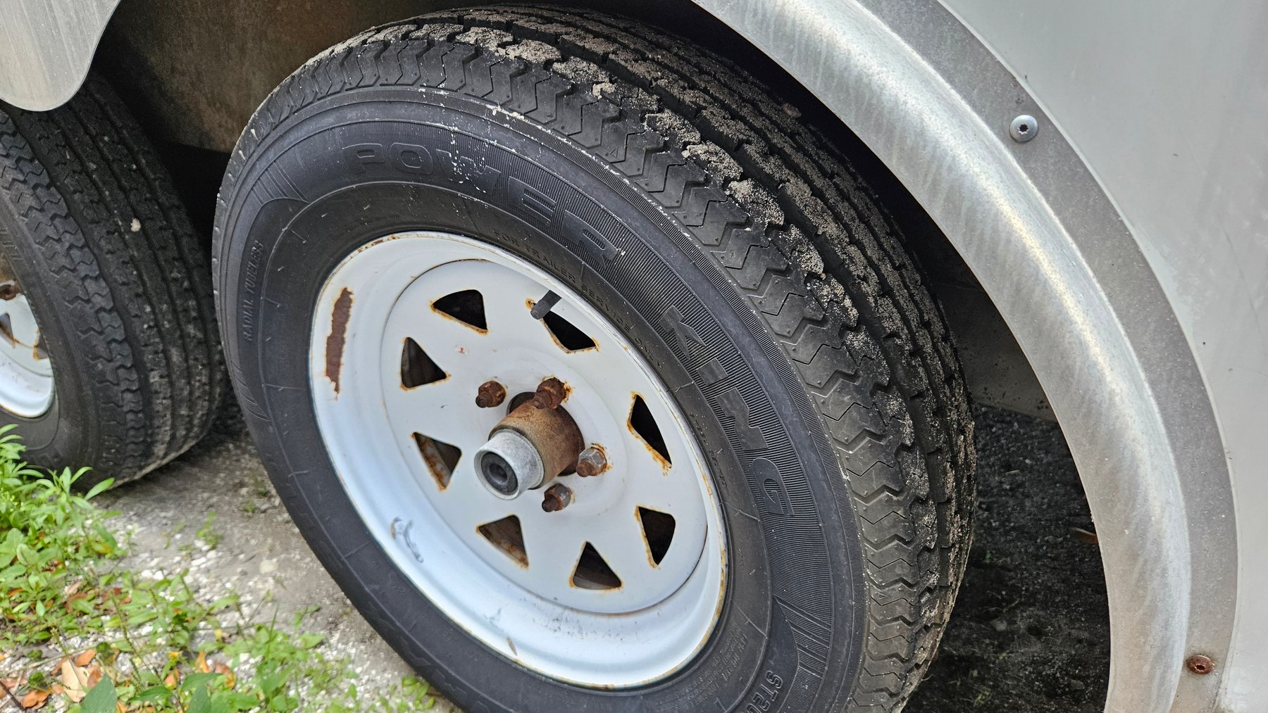 Image for Riviera Beach, FL: Box Van and Enclosed Trailer