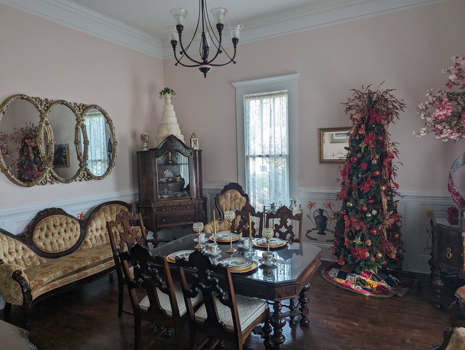 Image for Fayetteville, GA: Complete Decor and Furnishings of Former Wedding and Small Event Facility