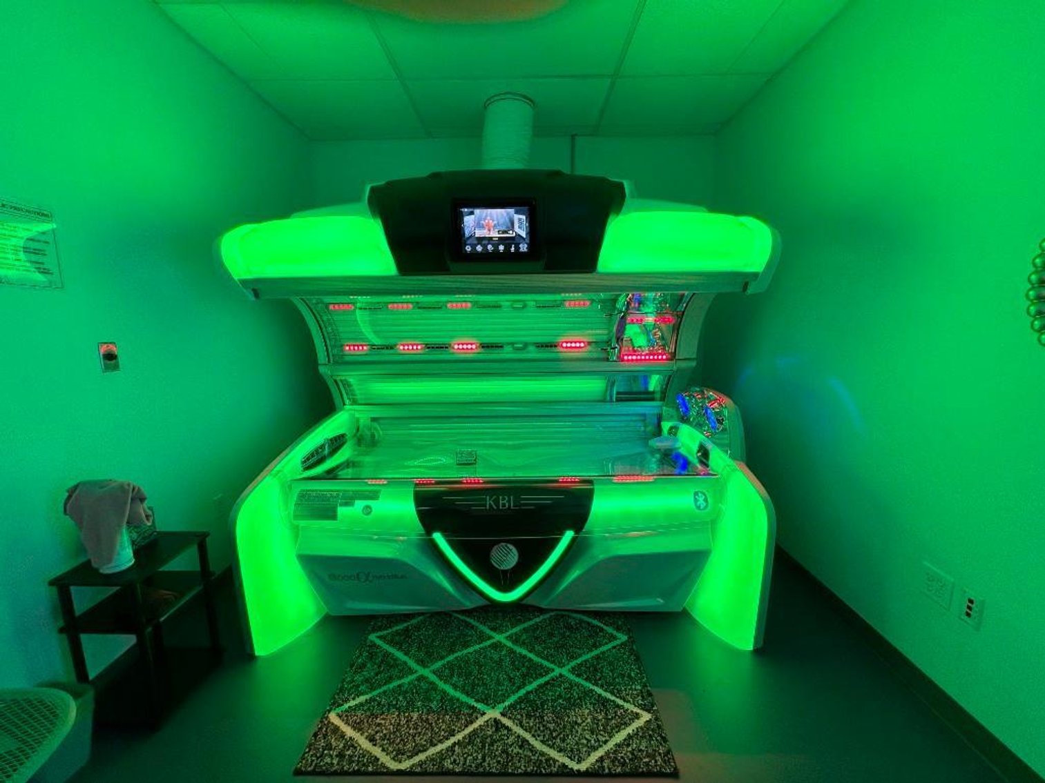 Image for Marysville, WA: Online Auction of Commercial Tanning Beds