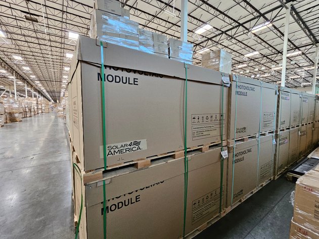 Image for Chino, CA: Auction of New Solar Panels By Order of Warehouse to Satisfy Storage Lien