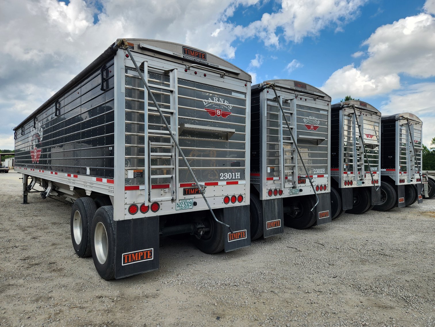 Image for Wilson, NC: Late Model Flatbed Conestoga, Hopper Bottom & End Dump Semi Trailer Auction