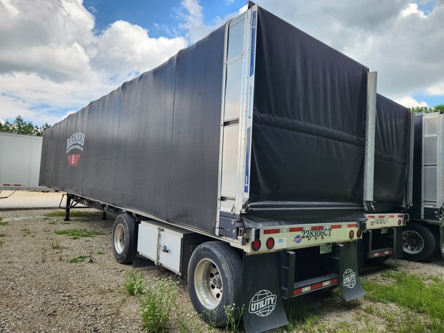 Image for Wilson, NC: Late Model Flatbed Conestoga, Hopper Bottom & End Dump Semi Trailer Auction