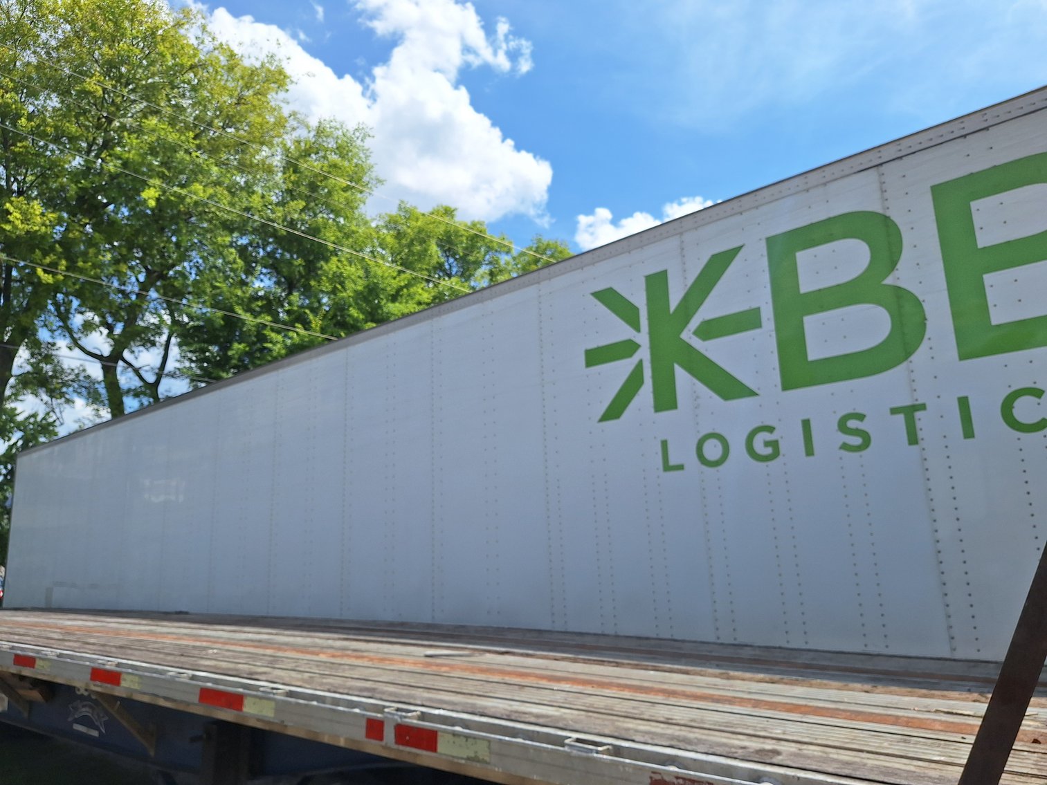 Image for Birmingham, AL: 2013 Freightliner Cascadia Truck & 6 Late Model 53' Utility Dry Van Trailers Auction