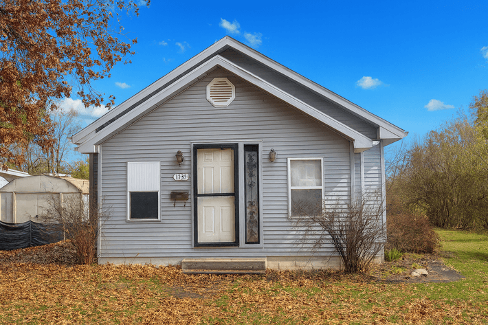 Image for IL: 2,730±SF Commercial Retail Building in Decatur & 3 Residential Homes in Havana & Galesburg (Macon, Mason & Knox County)