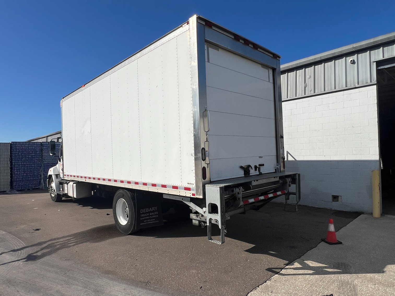 Image for Orlando, FL: 2016 HINO Refrigerated Box Truck